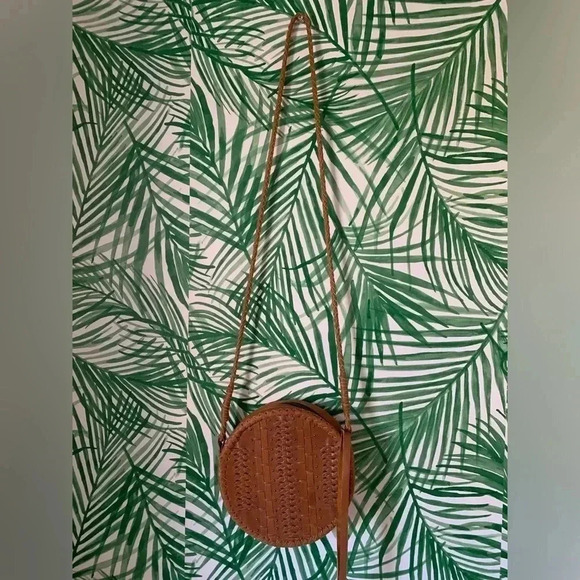 Anthropologie Handbags - Anthropologie Cleobella Leather Crossbody